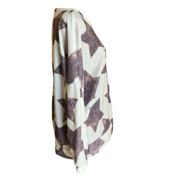 Hopely Pullover Sweater - Picture 5 of 9